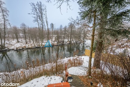 Dom z zejściem do rzeki- Rytel