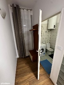 1-Pokojowe vis-a-vis Hali Targowej Bezpośrednio