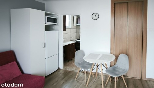 kawalerka z miejscem parkingowym i balkonem