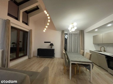 Apartament z antresolą/ 2 Tarasy/ Rumia