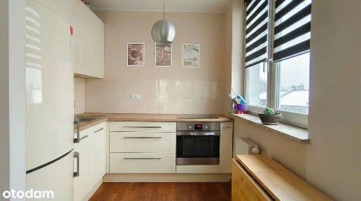 2 pok. 43 m2, strefa relaksu na dachu, balkon + miejsce garażowe