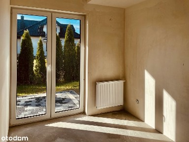 Atrakcyjne mieszkanie z tarasem i ogródkiem dostępne od ręki