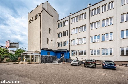 Na wynajem - budynek biurowo-edukacyjny - Wola