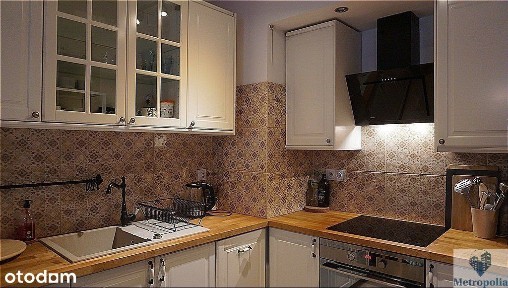 Blisko Pkp, klimatyzacja, bardzo przytulne.