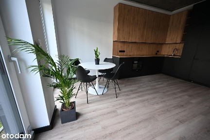 Nowe mieszkanie z ogródkiem i miejscem postojowym