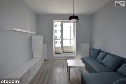 W cenie miejsce postojowe pod budynkiem. Morenowa