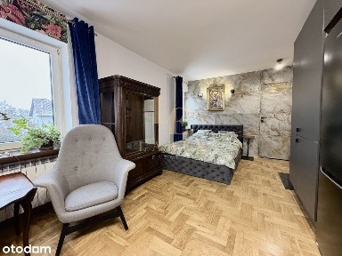 Kawalerka na Włochach po remoncie