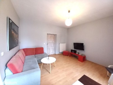 Mieszkanie na wynajem przy głównym deptaku Cieplic!