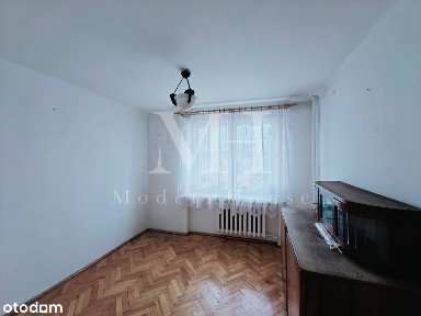 Rodzinne 4 pokoje w centrum 1 piętro balkon ciche mieszkanie