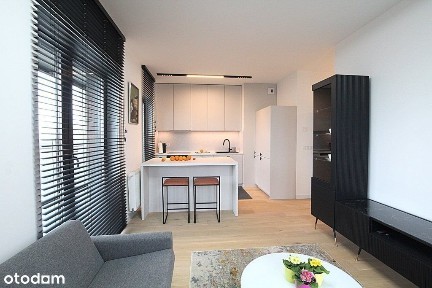 Apartament, garaż, komórka, 2 loggie.