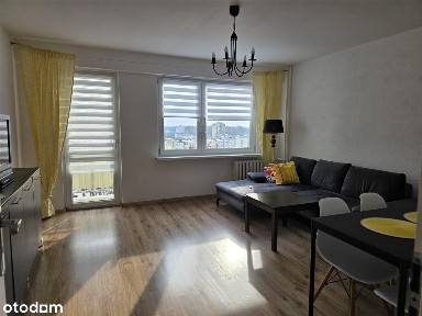 Zadbane i w pełni umeblowane 2 pok. na Przylesiu!