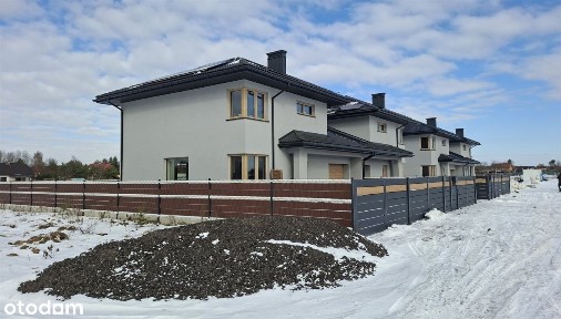 Dom, 128,48 m², Jachranka