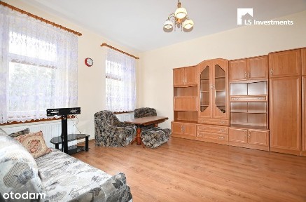 Słoneczne i przestronne mieszkanie w kamienicy *