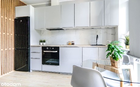 2 pokoje, w centrum, z balkonem - 36m2 z klimatyzacją, faktury