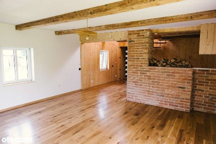 Dom nad Wisłą blisko starego miasteczka Kazimierz Dolny