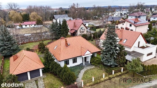Dom 210 m² z ogrodem i garażem 2-st. - Sulechów