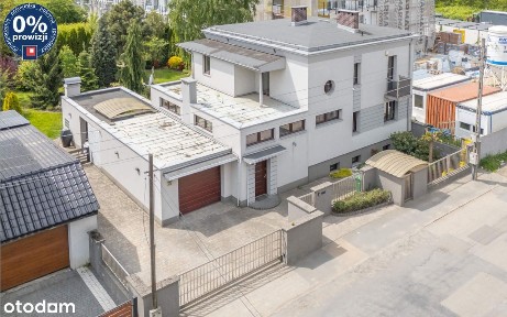 Rodzinny dom z ogrodem w doskonałej lokalizacji | DG Gołonóg.