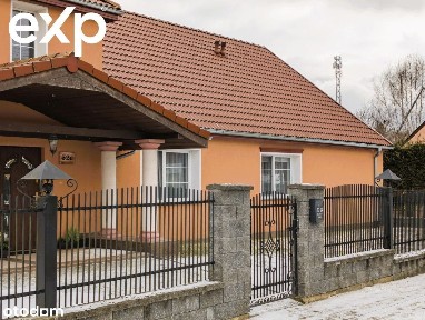 Dom z ogrodem i ogromnym strychem do adaptacji