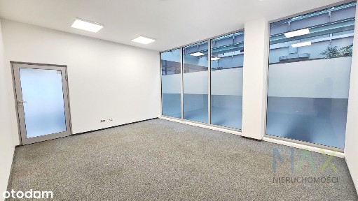 niewielki lokal w biurowcu klasy A, okol. Bonarki