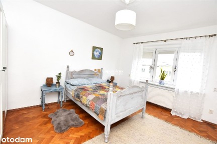 Przestronny lokal mieszkalny blisko Starego Miasta