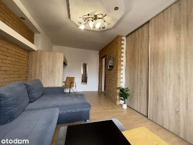 Przytulna kawalerka z balkonem w Bytomiu, ul. Matejki, 34 m2