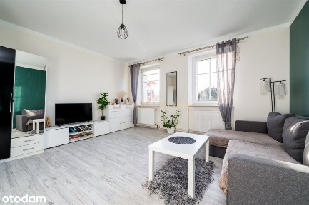 Klimatyczne mieszkanie w sercu Cieplic