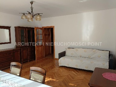 2 duże pokoje blisko metra/ osobna kuchnia / balkon / komórka