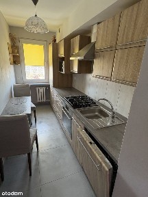 2 oddzielne pokoje, 44m2, Metro M1, kuchnia z oknem, zieleń