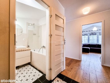 MIeszkanie w cenrtum miasta, naprzeciwko parku