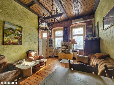 Duża i wyjątkowa kawalerka w ścisłym centrum