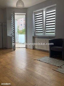 stacja metra Natolin, pokój kuchnią loggia