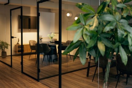 Gotowe biuro z witryną | 60 m² | parking | Kraków, ul. Bieżanowska