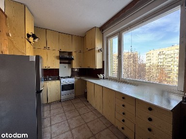 Do remontu ! 3 pokojowe mieszkanie, ul. Manteuffla