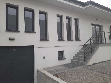 Wynajmę lokal handlowo-usługowy 1080 m kw. ul. Przemysłowa 10 D