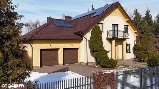 Dom parterowy z użytkowym poddaszem
