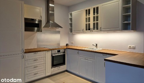 Widok na zegar PKiN | 2 pok. I Wilcza 37 | 65 m² | Centrum