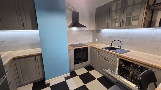 Okazja - 3 pokoje / 51 m2 / tramwaj / vetulaniego + garaż podziemny !