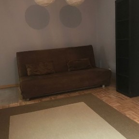 Wynajmę mieszkanie dwupokojowe Bugaj Pabianice 49m2 z balkonem z 2000r