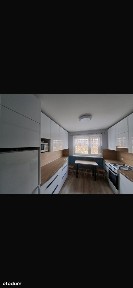 Przestronne 3-pokojowe mieszkanie z balkonem - Zamenhofa