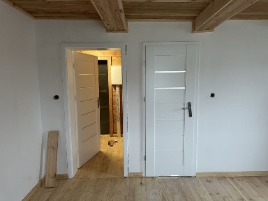 Siedlisko dom hala gospodarstwo z potencjałem drewniany dom