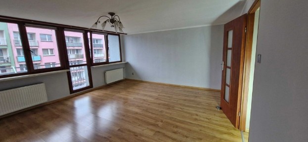 Mieszkanie Bytom - Karb, 2 pokoje 49,56m2, 3 piętro Ciepłe i słoneczne