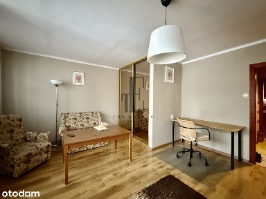 Obok tramwaju | dwustronne | możliwe 3 pokoje