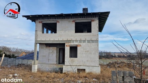 Dom wolnostojący na sprzedaż za 290.000 Pln