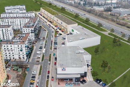 Lokal handlowy w Parku Handlowym w Warszawie