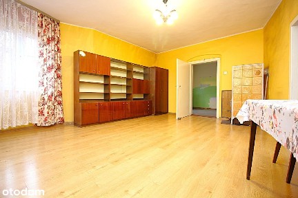| Do generalnego remontu | 2 pokoje |