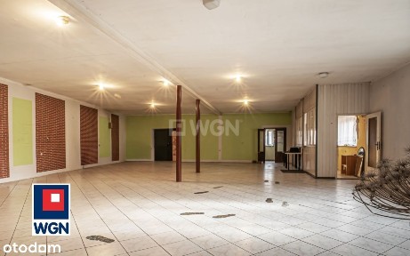 Lokal użytkowy, 250 m², Bolesławiec
