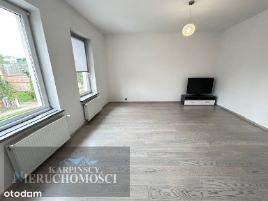 Kawalerka-całkowity koszt wynajmu 1450 zł.