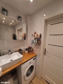 Mieszkanie: dwa pokoje w bloku na Dąbrowie