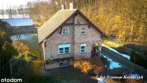 Dom nad jeziorem z prywatnością i przestrzenią | działka 3317 m²