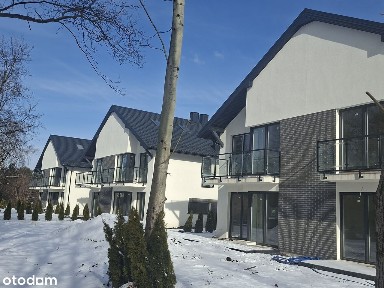 RODZINNY JUSTYNÓW-KAMERALNE OSIEDLE W DOSKONAŁEJ LOKALIZACJI